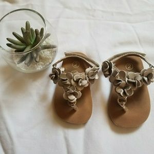 Gold flowers Baby sandals